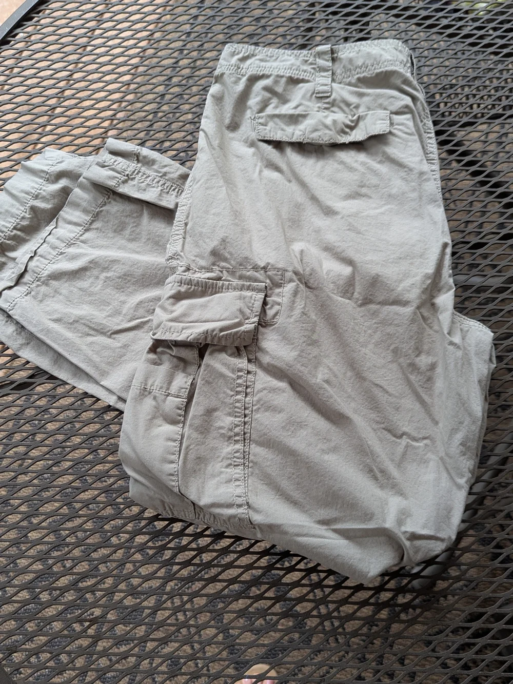 Banana Republic Men's Light Gray Casual Pants